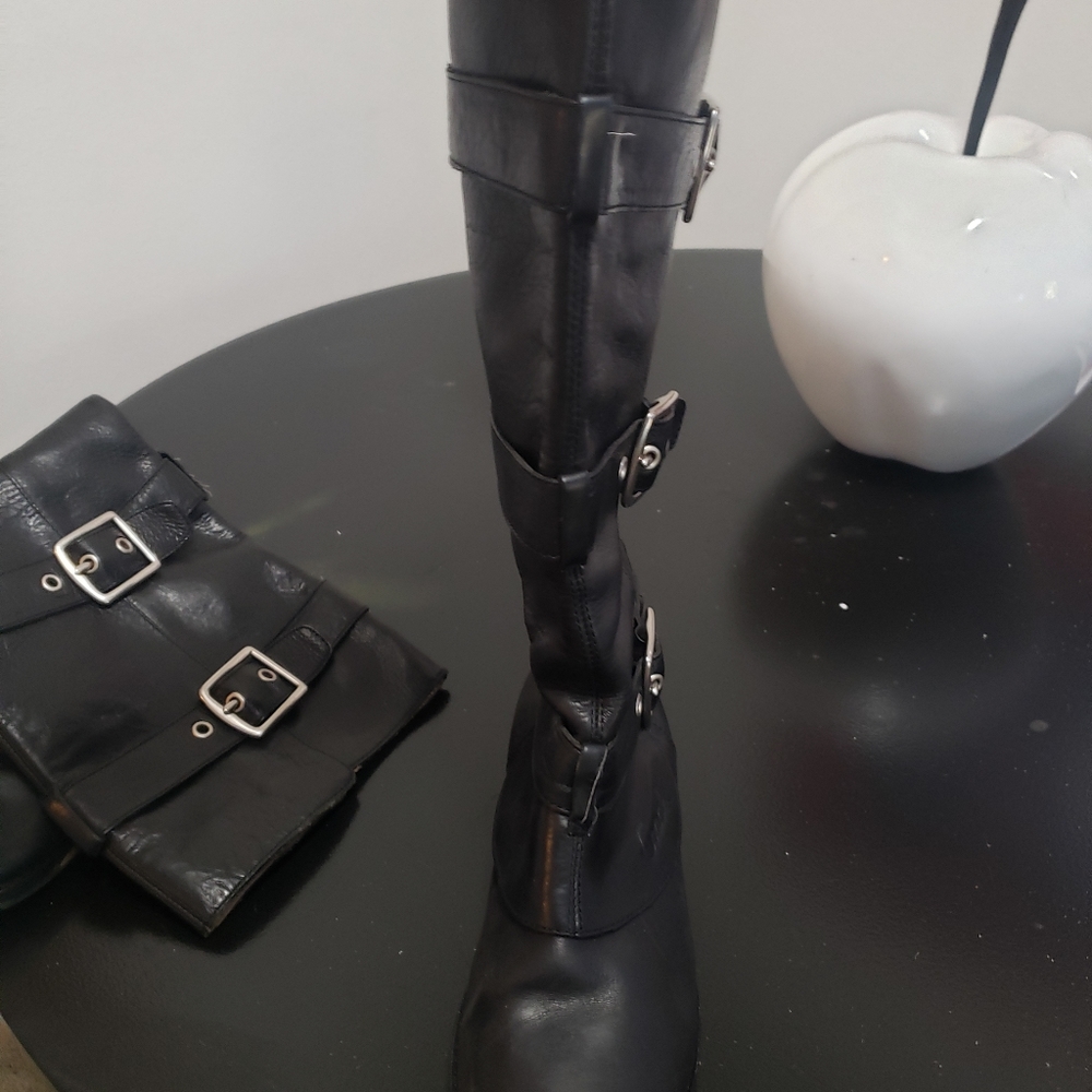 Coach boots - Picture 2 of 8